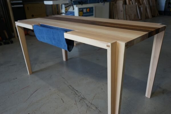 Bureau Signature – Pieds gainés – Image 2