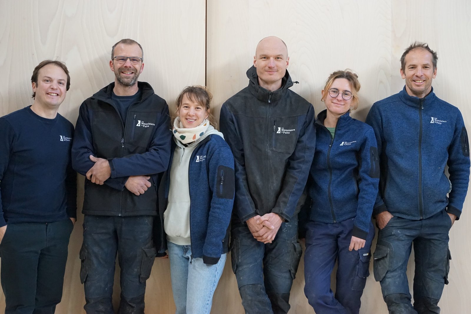 equipe les menuisiers du puits