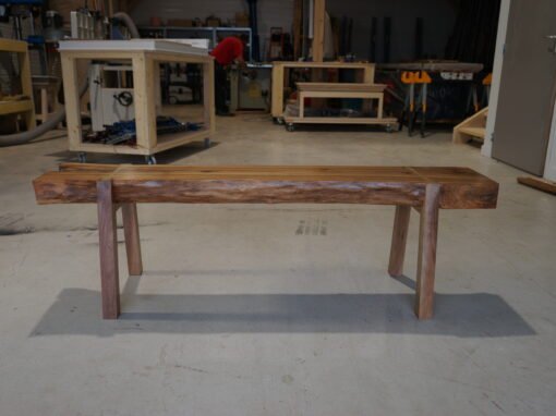 Restauration banc en noyer, Mobilier sur-mesure