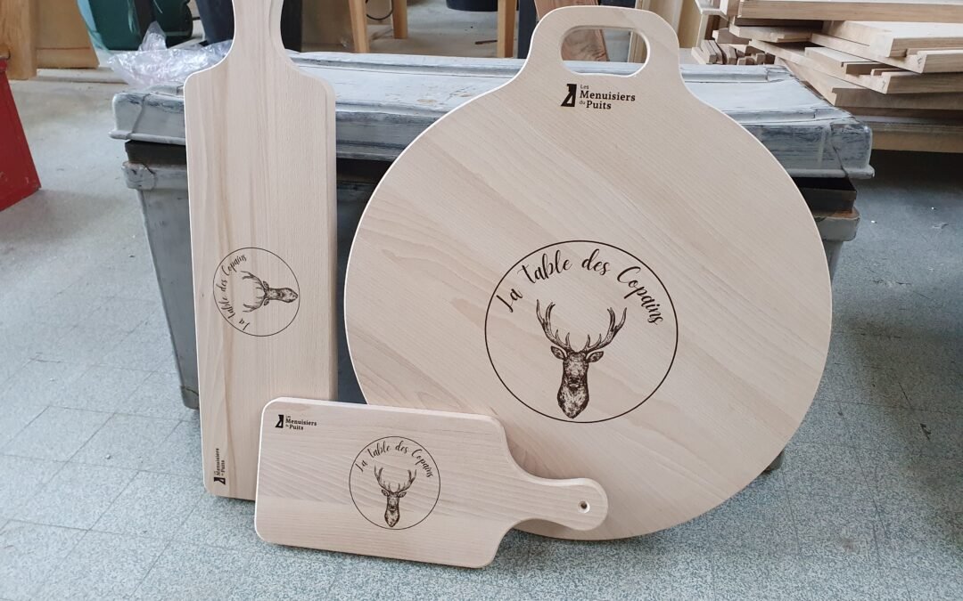Planches avec poignées pour La Table des copains