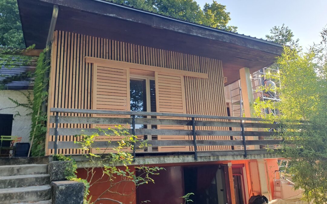 Habillage complet d’une maison à Claix