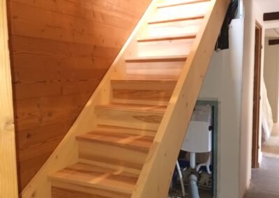 Escalier 1/4 tournant frêne et sapin
