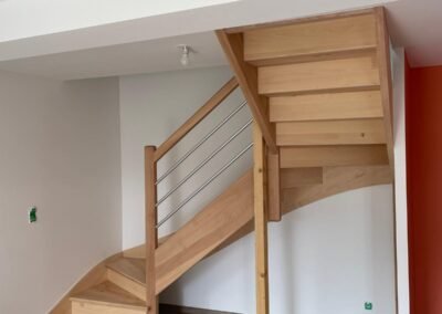 Escalier en hêtre à la mure